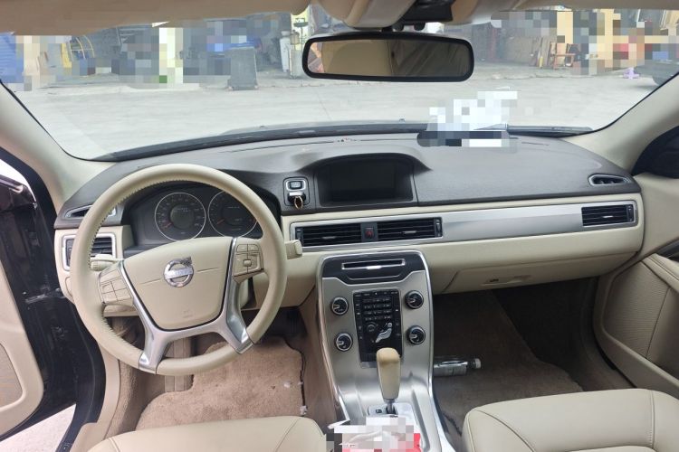 Used Volvo S80L 2012 2.0T T5 Luxury Edition Center Console