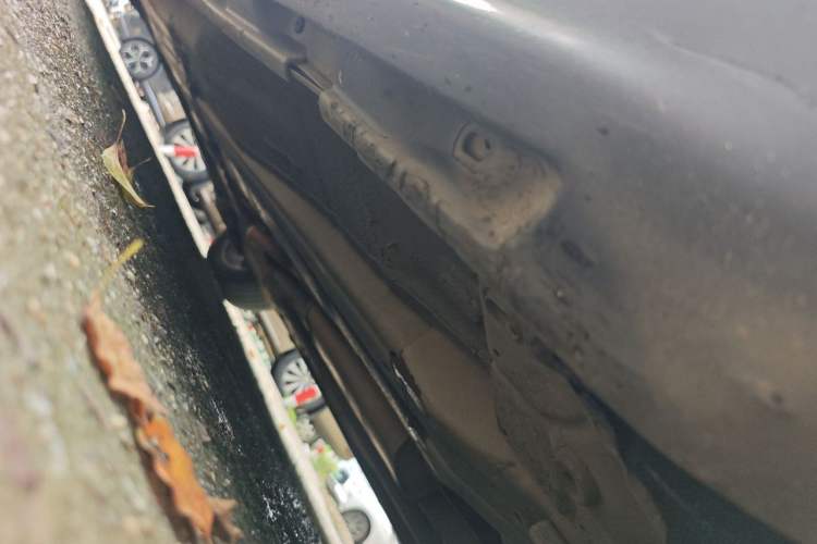 Used Volvo S80L 2012 2.0T ZhiShang Version Chassis Front Right
