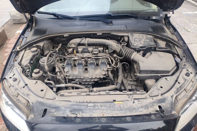 Used Volvo S80L 2012 2.0T T5 Luxury Edition Engine Bay