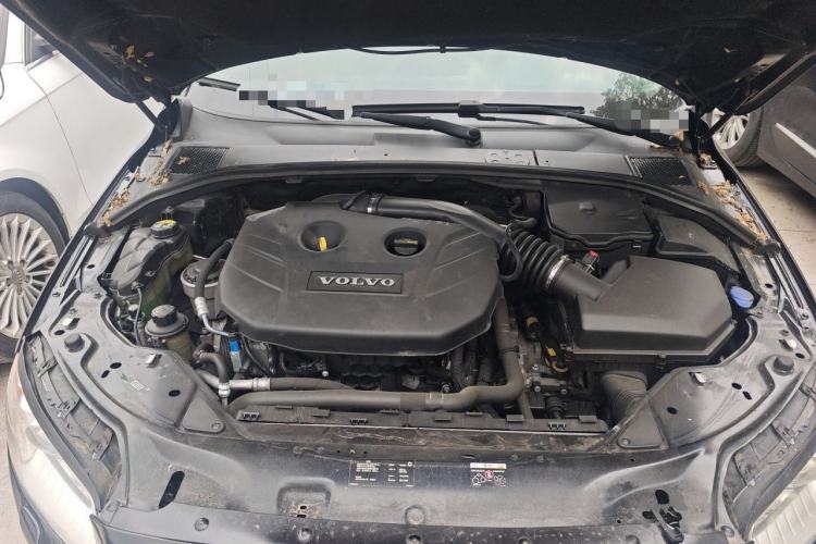 Used Volvo S80L 2012 2.0T T5 Luxury Edition Engine Bay