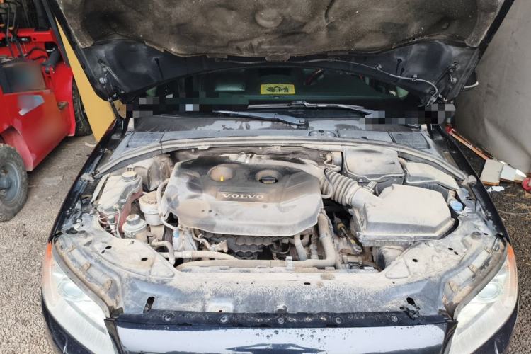 Used Volvo S80L 2012 2.0T T5 Luxury Edition Engine Bay