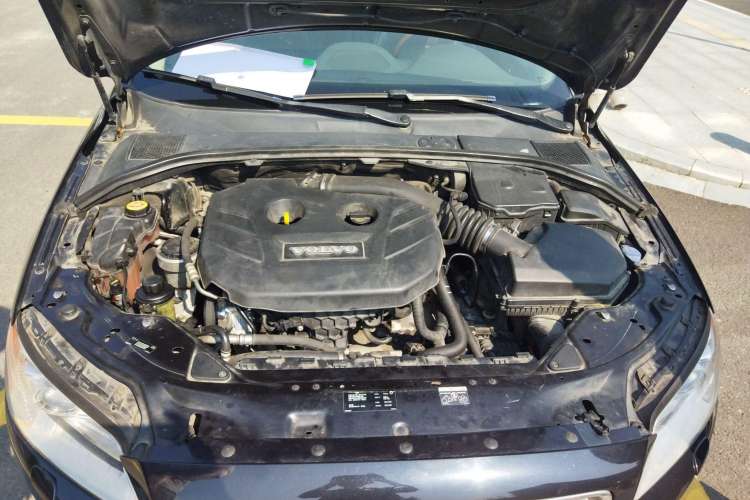 Used Volvo S80L 2012 2.0T T5 Luxury Edition Engine Bay