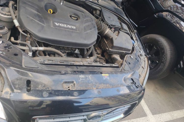 Used Volvo S80L 2012 2.0T T5 Luxury Edition Engine Bay Left