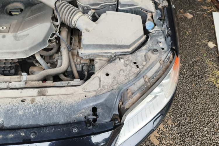 Used Volvo S80L 2012 2.0T T5 Luxury Edition Engine Bay Left