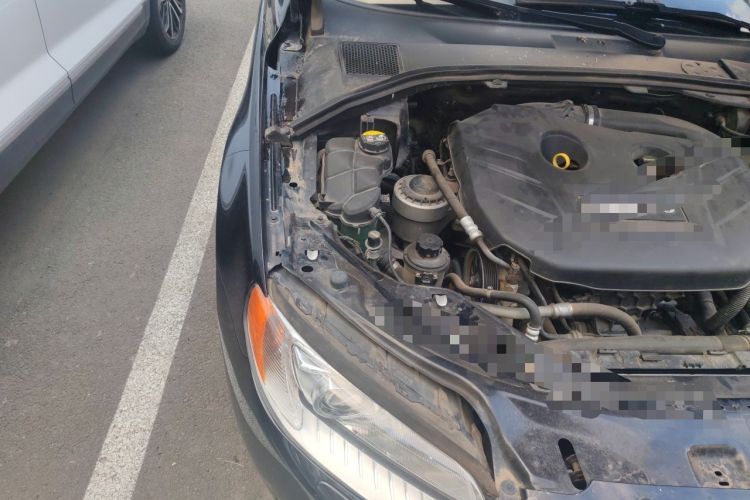 Used Volvo S80L 2012 2.0T T5 Luxury Edition Engine Bay Right