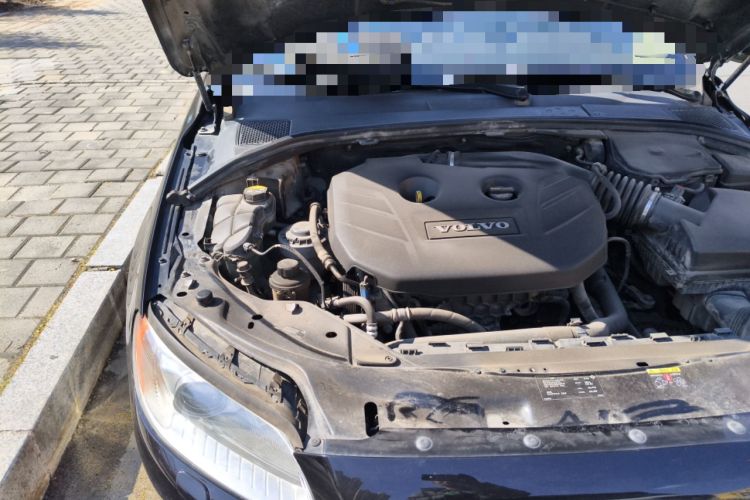 Used Volvo S80L 2012 2.0T T5 Luxury Edition Engine Bay Right