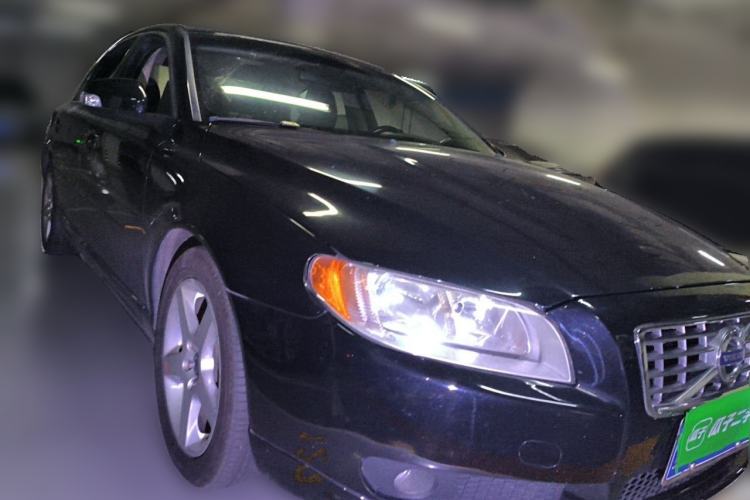 Used Volvo S80L 2012 2.0T ZhiShang Version Front Right 45 Deg