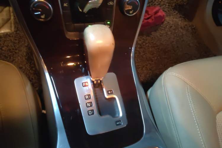 Used Volvo S80L 2012 2.0T T5 Luxury Edition Gear Lever
