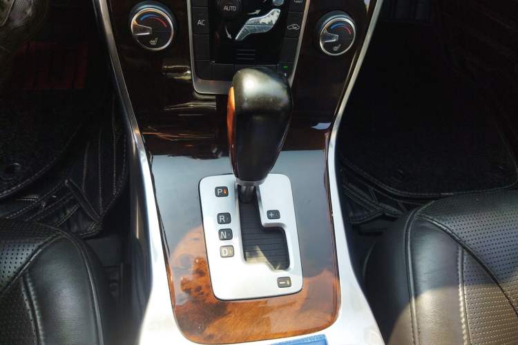 Used Volvo S80L 2012 2.0T T5 Luxury Edition Gear Lever