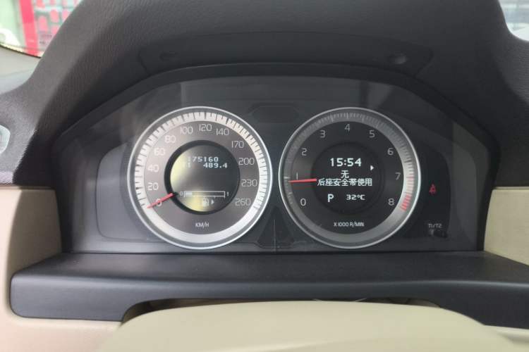 Used Volvo S80L 2012 2.0T T5 Luxury Edition Instrument Cluster