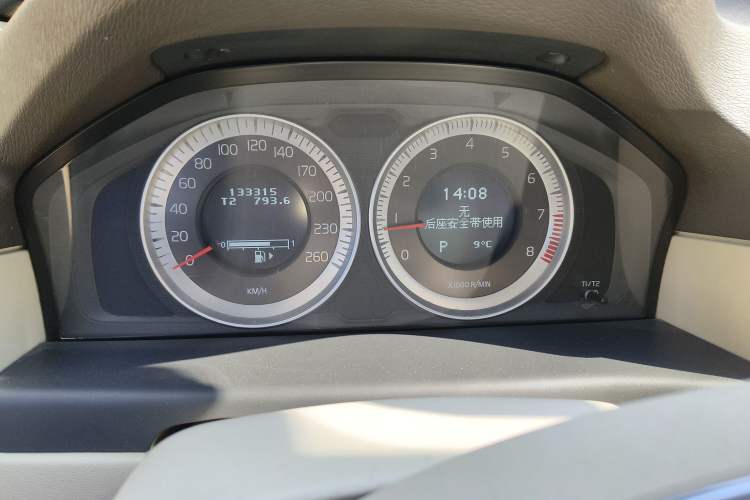 Used Volvo S80L 2012 2.0T T5 Luxury Edition Instrument Cluster