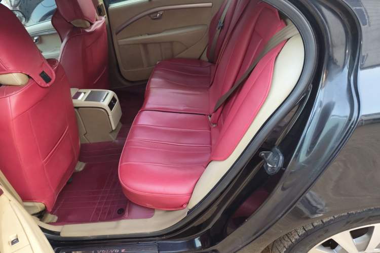Used Volvo S80L 2012 2.0T ZhiShang Version Left Rear Seat