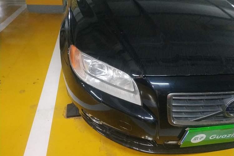 Used Volvo S80L 2012 2.0T T5 Luxury Edition Right Front Headlight