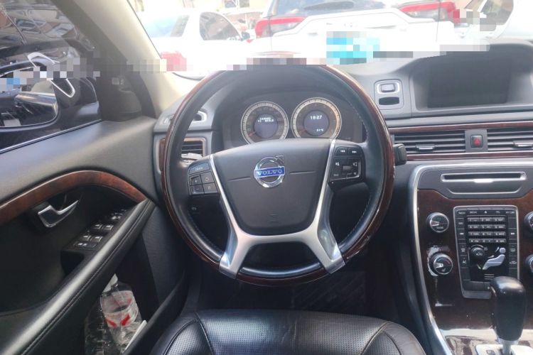 Used Volvo S80L 2012 2.0T T5 Luxury Edition Steering Wheel