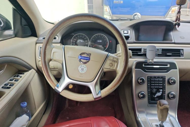 Used Volvo S80L 2012 2.0T ZhiShang Version Steering Wheel
