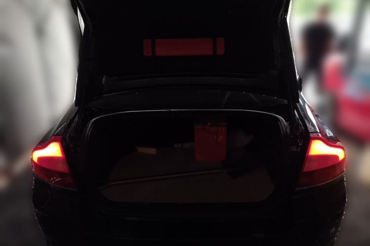 Used Volvo S80L 2012 2.0T T5 Luxury Edition Trunk