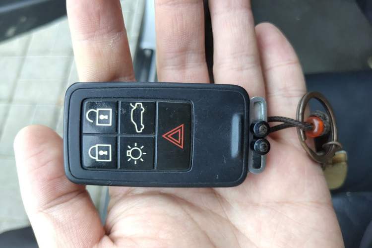 Used Volvo S80L 2012 2.0T T5 Luxury Edition Vehicle Key