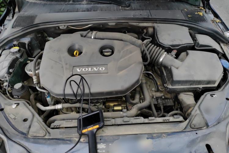 Used Volvo S80L 2012 2.0T T5 Luxury Edition Engine Bay