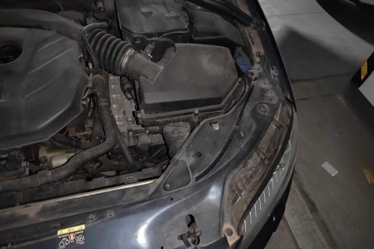Used Volvo S80L 2012 2.0T T5 Luxury Edition Engine Bay Left