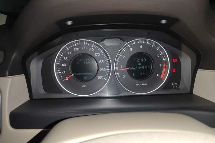 Used Volvo S80L 2012 2.0T T5 Luxury Edition Instrument Cluster