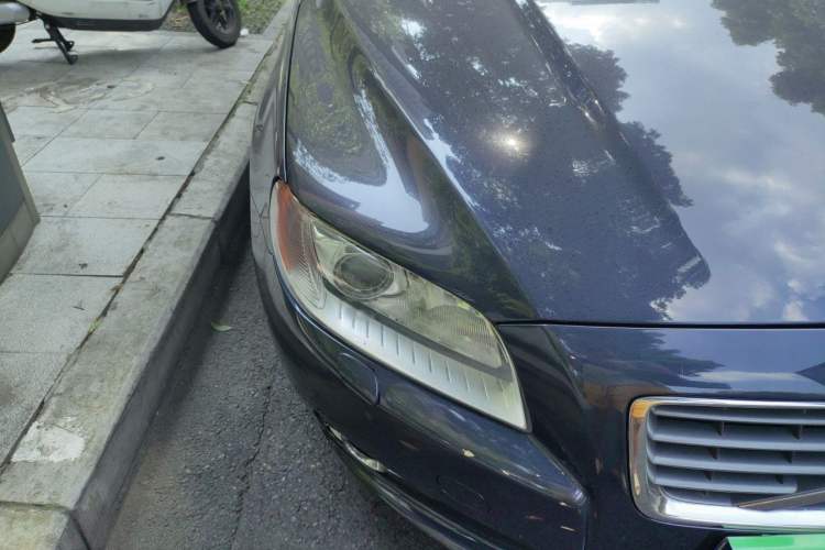 Used Volvo S80L 2012 2.0T T5 Luxury Edition Right Front Headlight