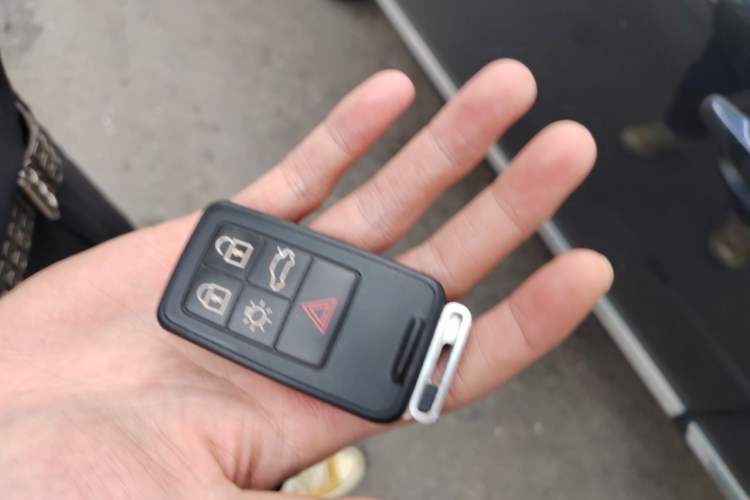 Used Volvo S80L 2012 2.0T T5 Luxury Edition Vehicle Key