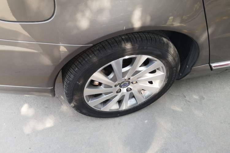 Used Volvo S80L 2012 2.0T T5 Luxury Edition Right Rear Wheel Hub