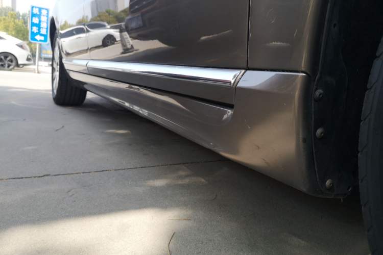 Used Volvo S80L 2012 2.0T T5 Luxury Edition Right Side Sill