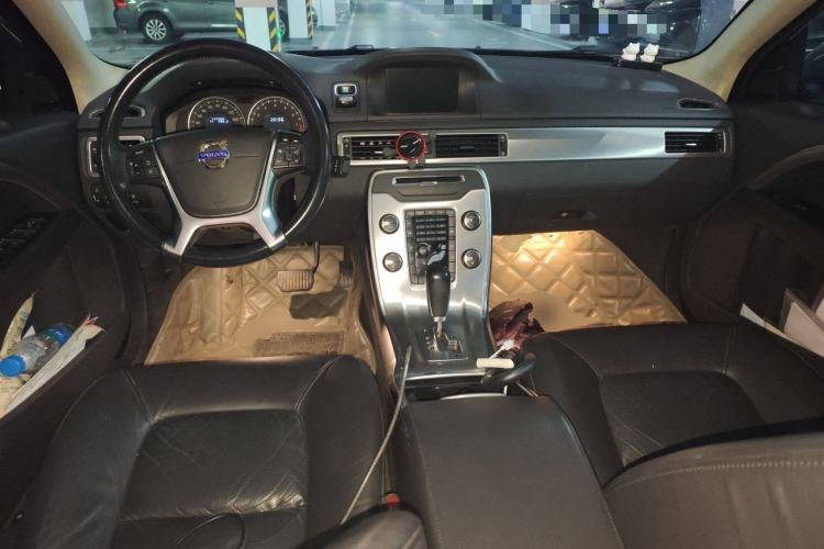 Used Volvo S80L 2012 2.0T T5 Luxury Edition Center Console