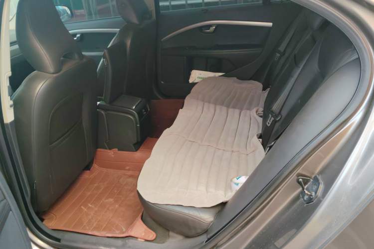 Used Volvo S80L 2012 2.0T T5 Luxury Edition Left Rear Seat