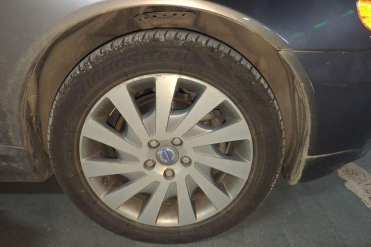 Used Volvo S80L 2012 2.0T T5 Luxury Edition Right Front Wheel Hub