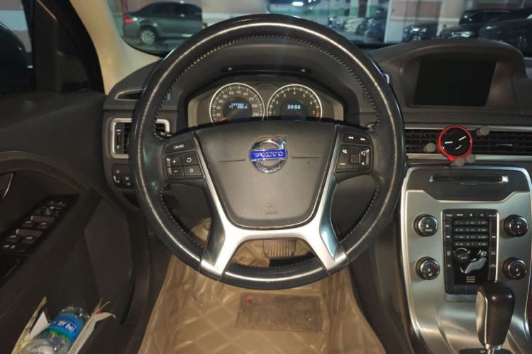 Used Volvo S80L 2012 2.0T T5 Luxury Edition Steering Wheel