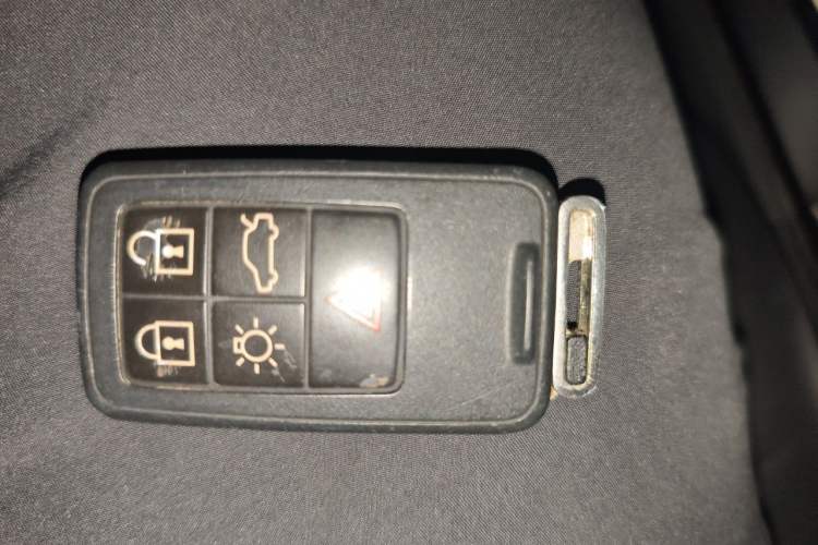 Used Volvo S80L 2012 2.0T T5 Luxury Edition Vehicle Key