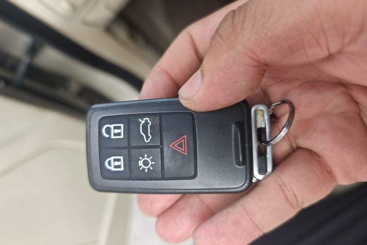 Used Volvo S80L 2012 2.0T ZhiShang Version Vehicle Key