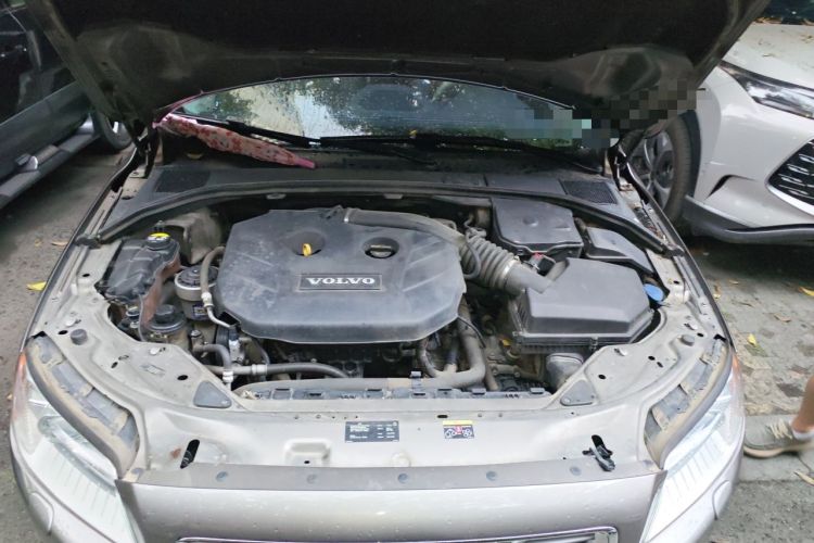 Used Volvo S80L 2012 2.0T T5 Luxury Edition Engine Bay