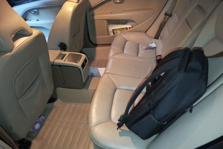Used Volvo S80L 2012 2.0T T5 Luxury Edition Left Rear Seat