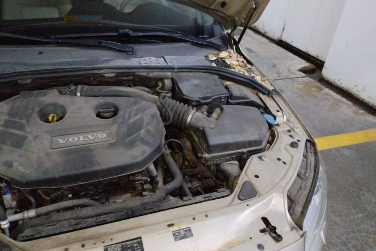 Used Volvo S80L 2012 2.0T T5 Luxury Edition Engine Bay Left