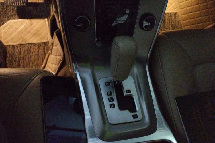 Used Volvo S80L 2012 2.0T T5 Luxury Edition Gear Lever