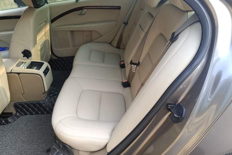 Used Volvo S80L 2012 2.0T T5 Luxury Edition Left Rear Seat
