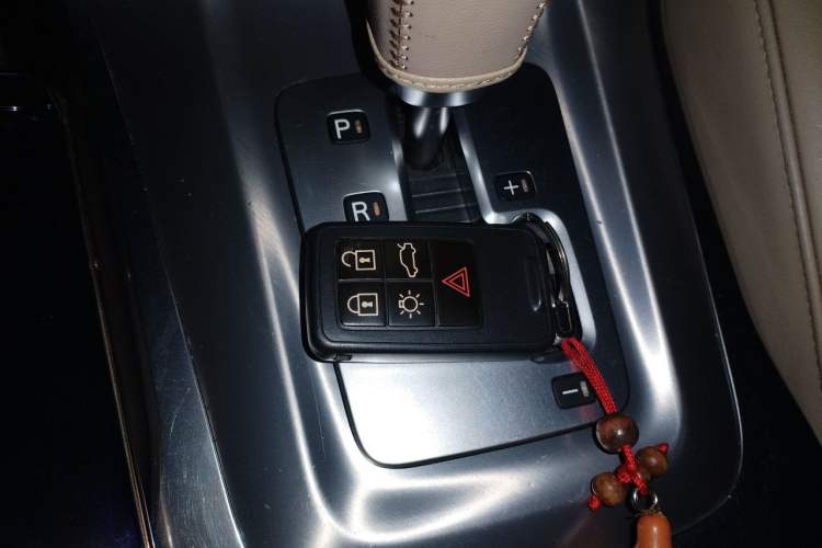 Used Volvo S80L 2012 2.0T T5 Luxury Edition Vehicle Key