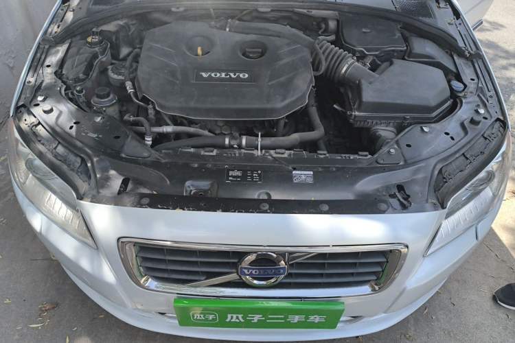 Used Volvo S80L 2012 2.0T T5 Luxury Edition Engine Bay