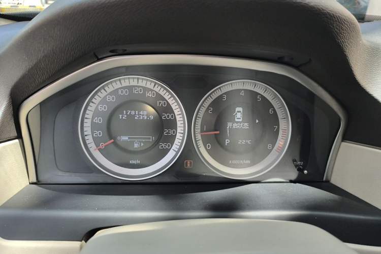 Used Volvo S80L 2012 2.0T T5 Luxury Edition Instrument Cluster