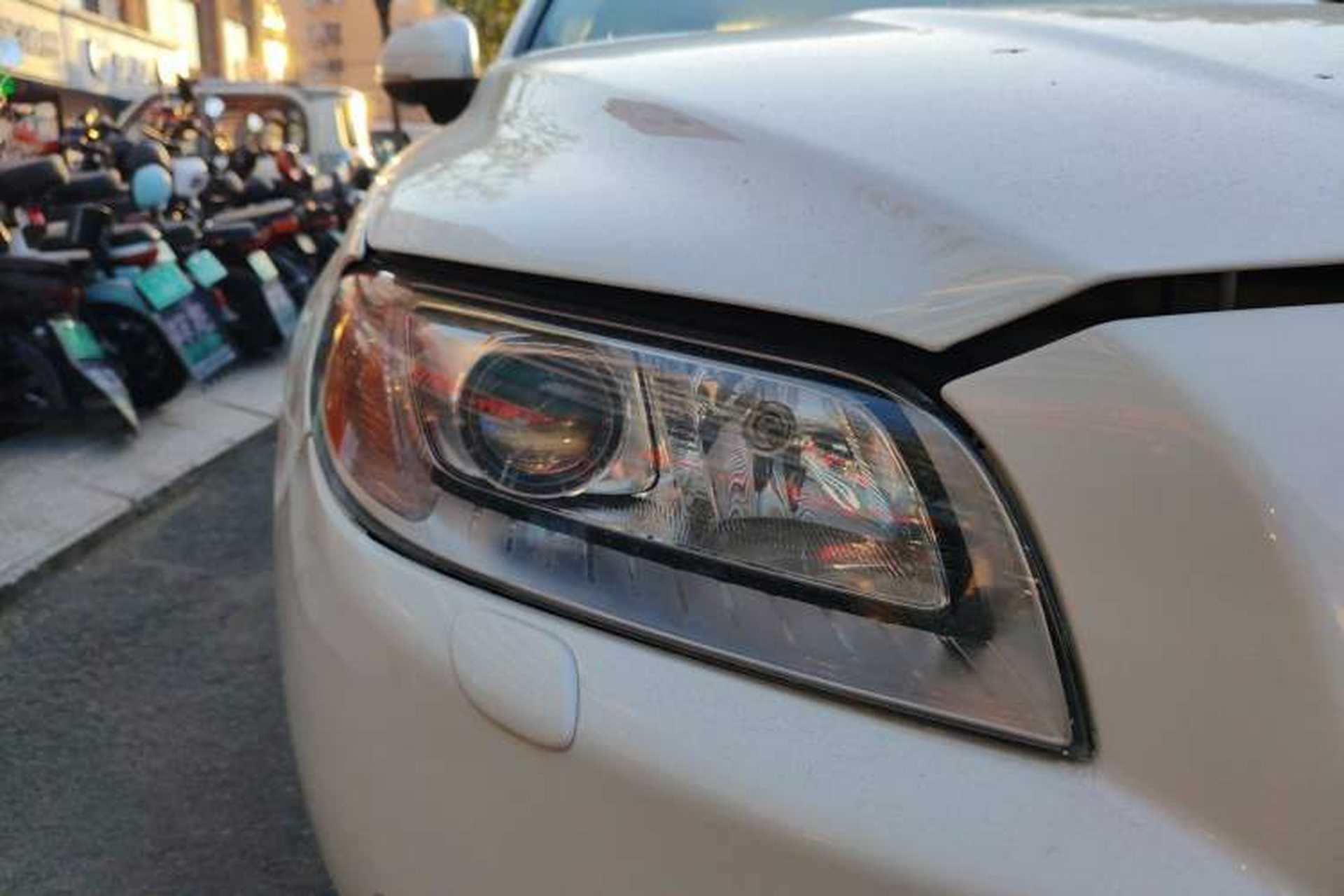 Used Volvo S80L 2012 2.0T T5 Luxury Edition Right Front Headlight