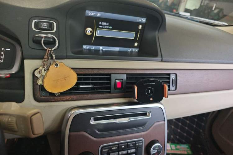Used Volvo S80L 2014 2.0T T5 Smart Luxury Edition Audio And AC Panel