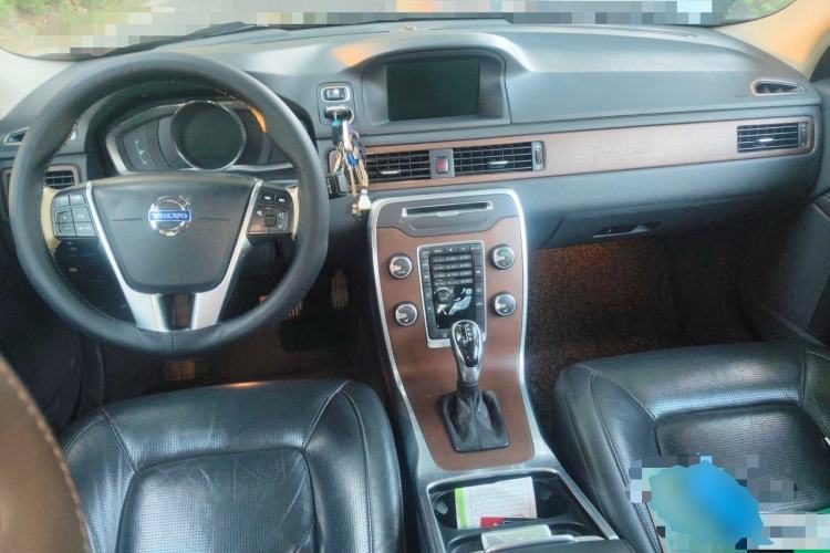 Used Volvo S80L 2014 2.0T T5 Smart Luxury Edition Center Console