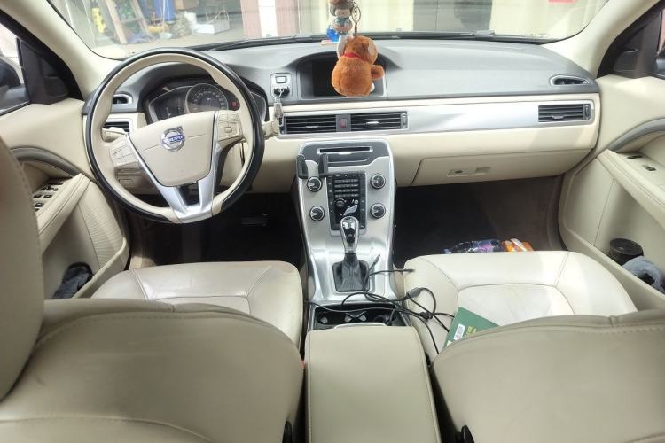 Used Volvo S80L 2014 2.0T T5 Intelligent Luxury Edition Center Console