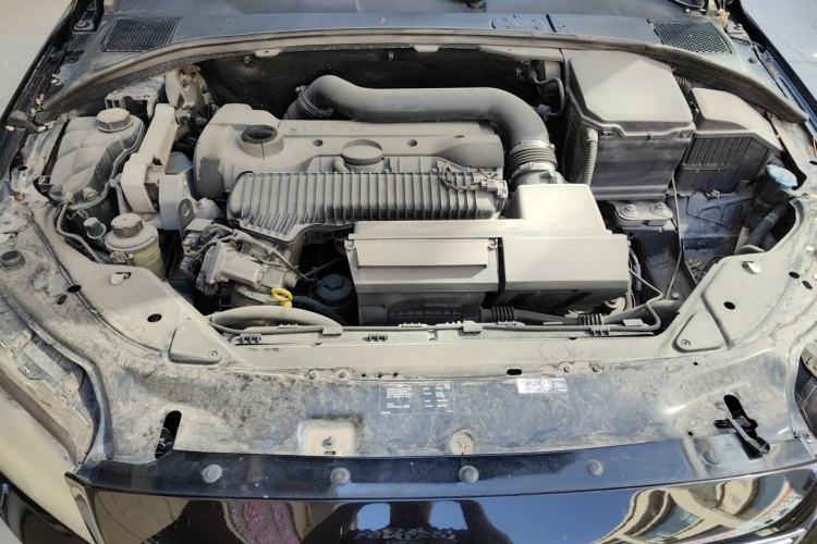 Used Volvo S80L 2014 2.0T T5 Smart Luxury Edition Engine Bay
