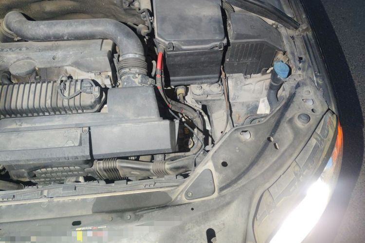 Used Volvo S80L 2014 2.0T T5 Smart Luxury Edition Engine Bay Left