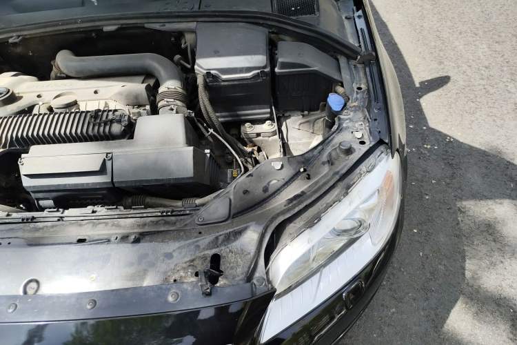 Used Volvo S80L 2014 2.0T T5 Smart Luxury Edition Engine Bay Left