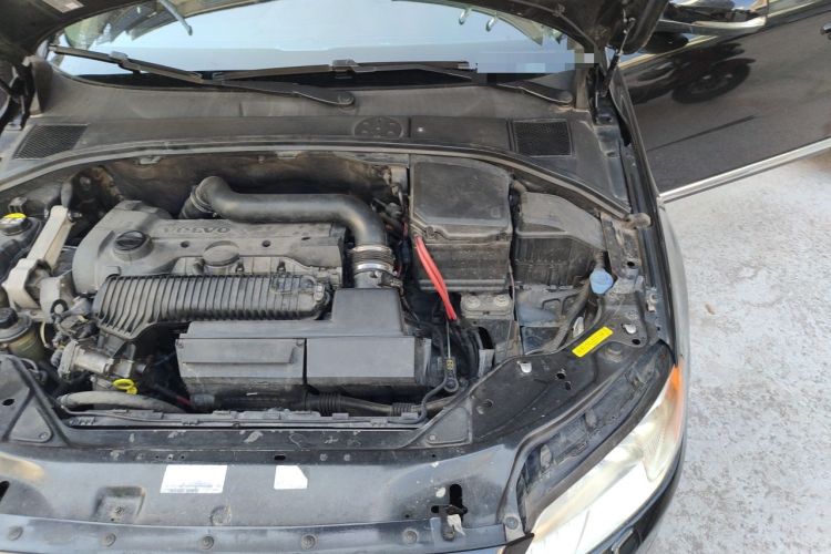Used Volvo S80L 2014 2.0T T5 Smart Luxury Edition Engine Bay Left